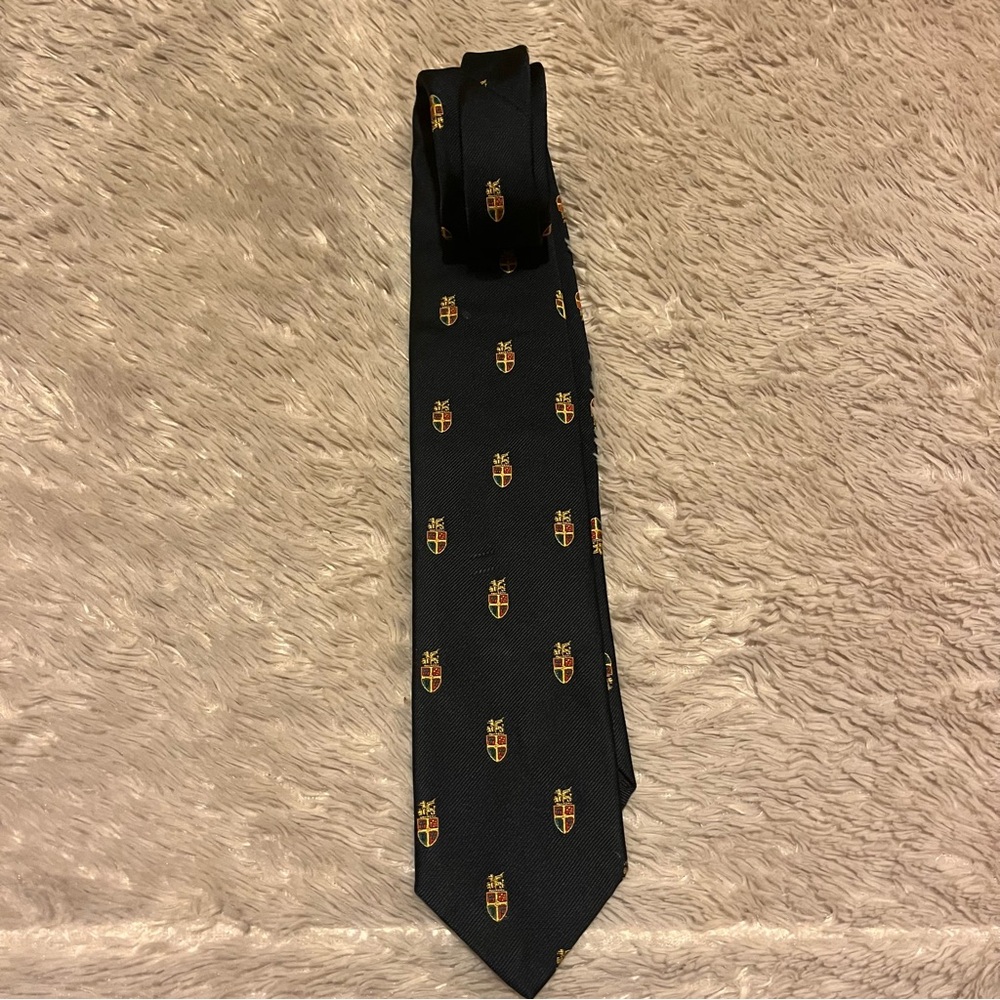 Robert Talbott mens navy blue tie shield print for DH Peer Ltd Dayton Ohio